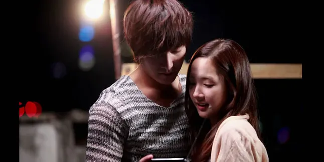 Mantan Lee Min Ho, Park Min Young Ngaku Lebih Fokus Pada Pekerjaan Daripada Pacar