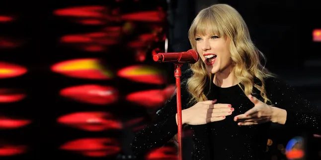 Mau CD Taylor Swift Bertandatangan? Rebut di Sini!