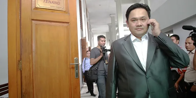 Mau Dibui, Farhat Abbas Kembali Ajak Ahmad Dhani Damai