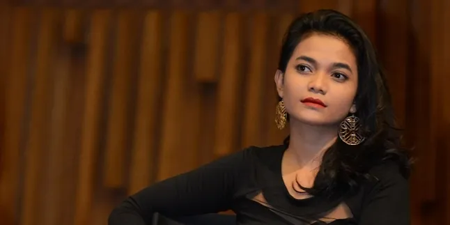 Mau ke Eropa, Citra Scholastika Mupeng Nikmati Romantisnya Paris
