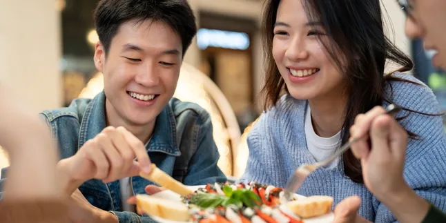 Mau Makan Enak Tapi Tetap Hemat? Catat 3 Life Hack-nya!