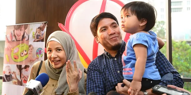Mau Punya Adik, Megumi Putri Desta - Natasha Rizki Makin Rewel