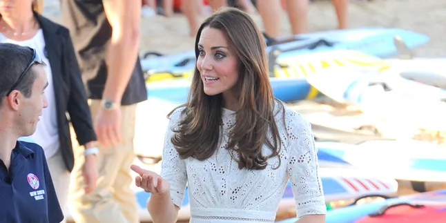 Mau Tahu Ekspresi Wajah Kate Middleton Saat Cemas? Mau Tahu Ekspresi Wajah Kate Middleton Saat Cemas?