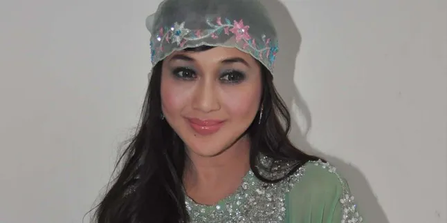 Mau Tahu Rahasia Awet Muda dan Cantik Ala Paramitha Rusady?