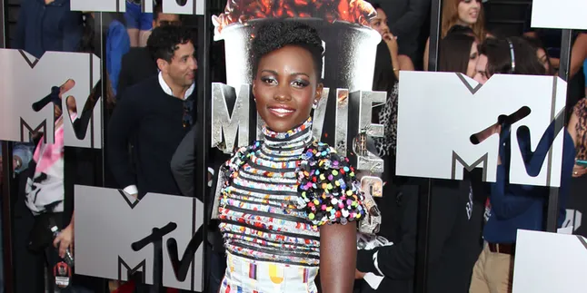 Mau Tahu Wajah Lupita Nyong O Saat Masih Bayi? Mau Tahu Wajah Lupita Nyong O Saat Masih Bayi?