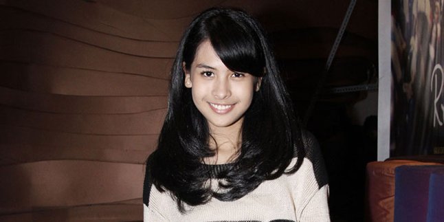 Maudy Ayunda Syuting Video Klip Terbaru di Kota Tua