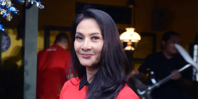 Maudy Koesnaedi Ingin Mainkan Peran di Luar Zona Nyaman Maudy Koesnaedi Ingin Mainkan Peran di Luar Zona Nyaman