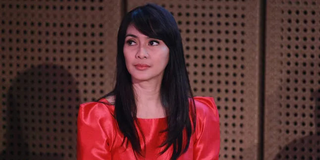 Maudy Koesnaedi Tak Mau Bicara Politik Maudy Koesnaedi Tak Mau Bicara Politik