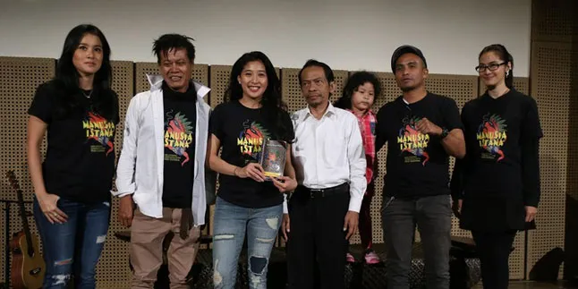 Maudy Koesnaedy Hingga Tony Q Sampaikan Aspirasi Lewat Teatrikal