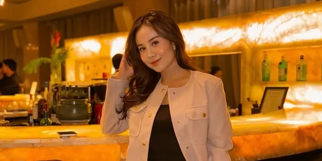 Mayang Lucyana Fitri Ungkap Masalah Jerawat di Acara Klinik Kecantikan Milik Aktor Sigit Antonio Mayang Lucyana Fitri Ungkap Masalah Jerawat di Acara Klinik Kecantikan Milik Aktor Sigit Antonio