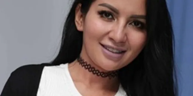 Mediasi Antara Five Vi dan Mantan Suami Soal Anak Gagal Lagi Mediasi Antara Five Vi dan Mantan Suami Soal Anak Gagal Lagi