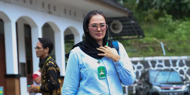 Mediasi Tak Temui Kesepakatan, Catherine Wilson: Memang Kemauan Saya Ingin Bercerai Mediasi Tak Temui Kesepakatan, Catherine Wilson: Memang Kemauan Saya Ingin Bercerai