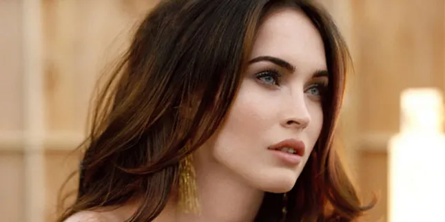 Megan Fox Ibaratkan Persalinannya Seperti Dalam 'TWILIGHT SAGA'