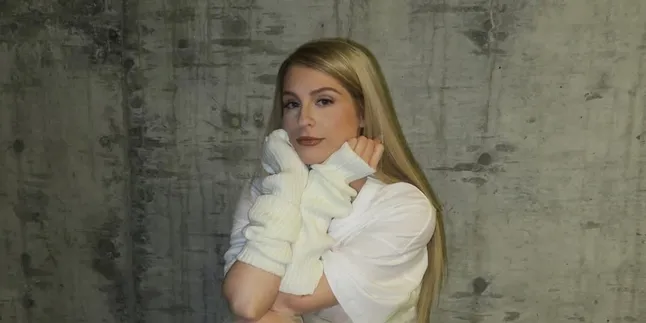 Meghan Trainor Announces Third Child Born Via Surrogate