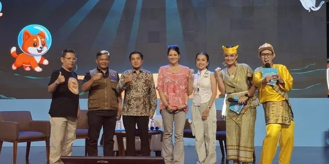 Melanie Subono Dukung Gerakan Digital yang Peduli Kesejahteraan Satwa Melanie Subono Dukung Gerakan Digital yang Peduli Kesejahteraan Satwa