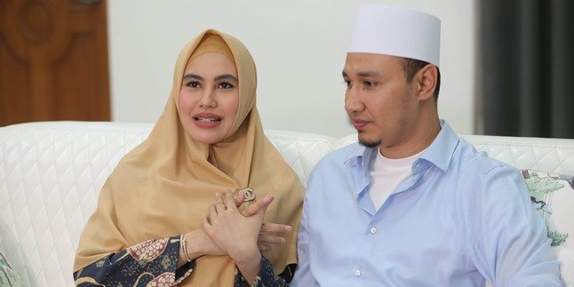 Prohibiting Traveling Alone to Checking Mobile Phones, Kartika Putri Reveals Husband's Jealousy Habits