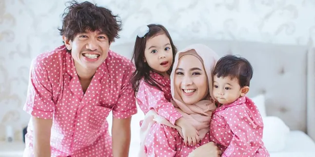 Melki Bajaj Bagi-Bagi Tips Bulan Puasa, Jadinya Malah Bikin Ngakak! Melki Bajaj Bagi-Bagi Tips Bulan Puasa, Jadinya Malah Bikin Ngakak!