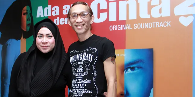Melly Goeslaw Ajak Penonton Flashback Lewat Recycle 'Bimbang'