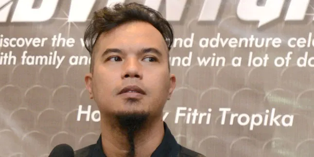Membara, Ajakan Mediasi Ahmad Dhani Tak Digubris Farhat Abbas Membara, Ajakan Mediasi Ahmad Dhani Tak Digubris Farhat Abbas