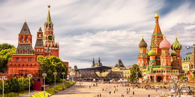 Memburu Hantu Napoleon, Ide Liburan yang Berbeda di Rusia