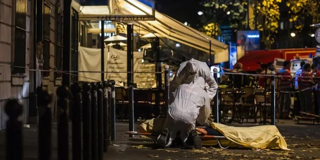 Mencekam! Seperti Ini Aksi Baku Tembak Polisi VS Teroris di Paris Mencekam! Seperti Ini Aksi Baku Tembak Polisi VS Teroris di Paris