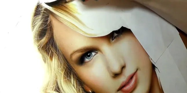 Mencengangkan, Gambaran Taylor Swift Ini 'Hidup'! Mencengangkan, Gambaran Taylor Swift Ini 'Hidup'!
