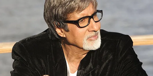 Mendadak Super Buncit, Ada Apa Dengan Amitabh Bachchan? Mendadak Super Buncit, Ada Apa Dengan Amitabh Bachchan?