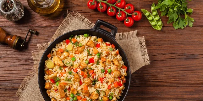 Mendadak Viral! Nasi Goreng Oriental Ini Bikin Kepo Para YouTuber
