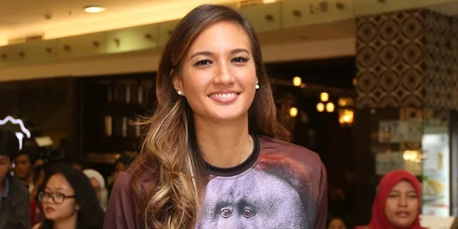 Mendaki Puncak Carstenz, Nadine Chandrawinata Belajar Soal Hidup