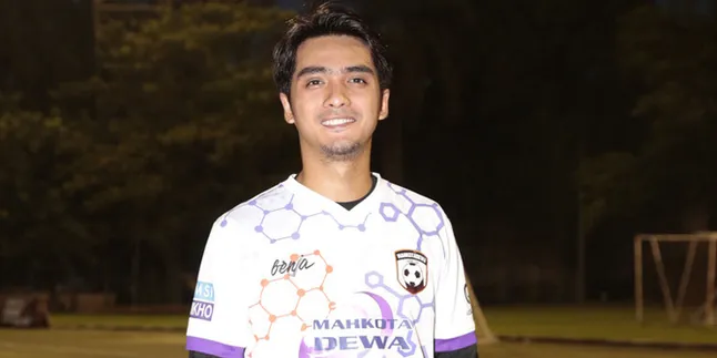 Mendalami Ilmu Agama, Ricky Harun Jadi Getol Ikut Pengajian Mendalami Ilmu Agama, Ricky Harun Jadi Getol Ikut Pengajian