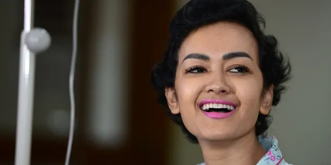 Mendiang Julia Perez Meninggal Karena Kanker Serviks, Keluarga Ungkap Penyebabnya Mendiang Julia Perez Meninggal Karena Kanker Serviks, Keluarga Ungkap Penyebabnya