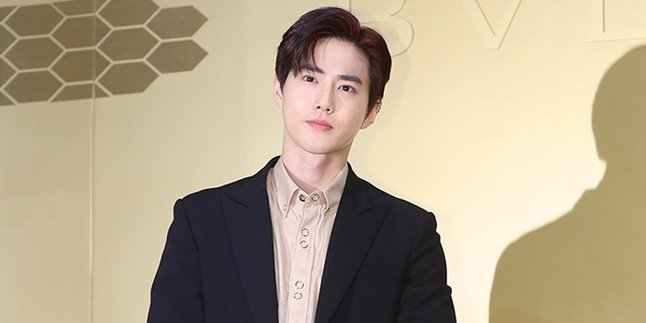 Suspecting Suho EXO Restless at Prescon, Fans Worried about His Mental Condition