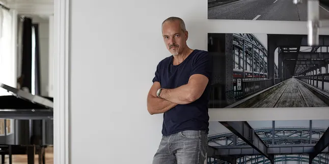 Mengenal Lebih Dekat Christian Kretschmar, Suami Anggun C Sasmi