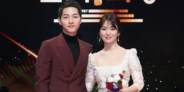 Mengenang Saat Momen Lamaran, Song Joong Ki - Song Hye Kyo Liburan Lagi ke Tokyo