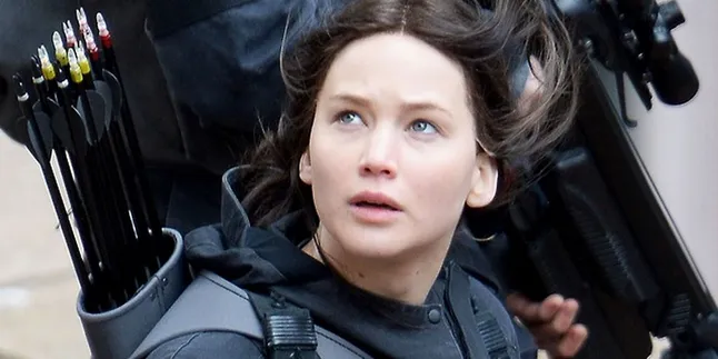 Mengintip Awal Perang Besar di Trailer 'MOCKINGJAY PART 1' Mengintip Awal Perang Besar di Trailer 'MOCKINGJAY PART 1'