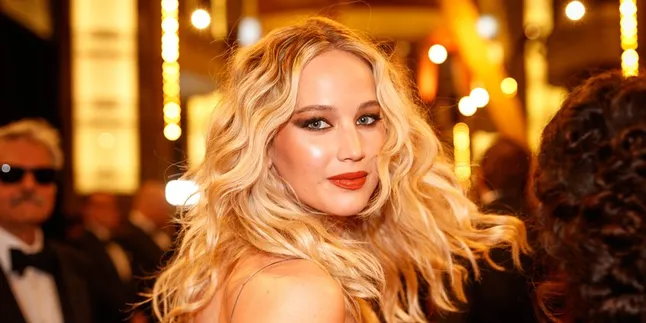 Mengulik Sosok Cooke Maroney, Tunangan Jennifer Lawrence