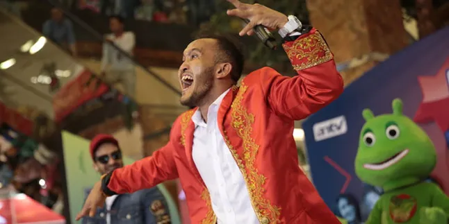 Menikah Dengan Almaratu Intan, Caisar Gelar Resepsi Sederhana Ala Rumahan