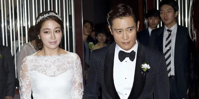 Menikah dengan Lee Byung Hun, Ini yang Bikin Lee Min Jung Bahagia Menikah dengan Lee Byung Hun, Ini yang Bikin Lee Min Jung Bahagia