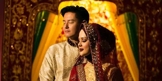 Menikah di Hari Kemerdekaan, Roger Danuarta dan Cut Meyriska Pakai Adat Aceh Menikah di Hari Kemerdekaan, Roger Danuarta dan Cut Meyriska Pakai Adat Aceh