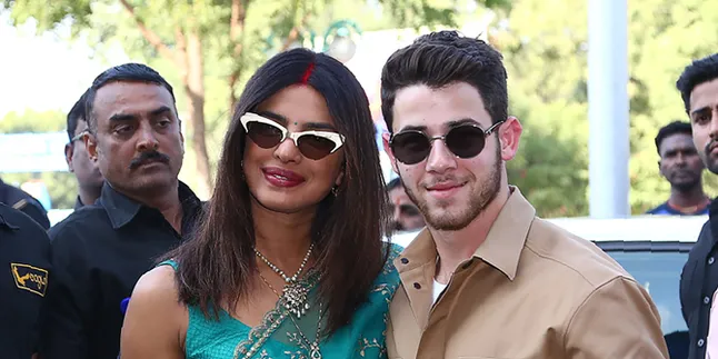 Menikah Pakai Veil Super Panjang, Priyanka Chopra Ungkap Alasannya
