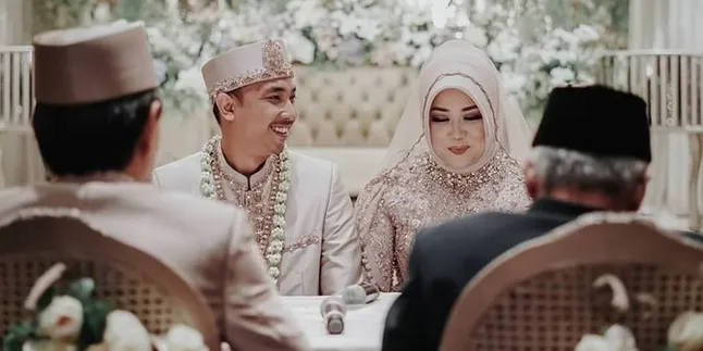 Menikah, Sahabat Gaib Risa Saraswati Juga Ikut Datang Ke Resepsi