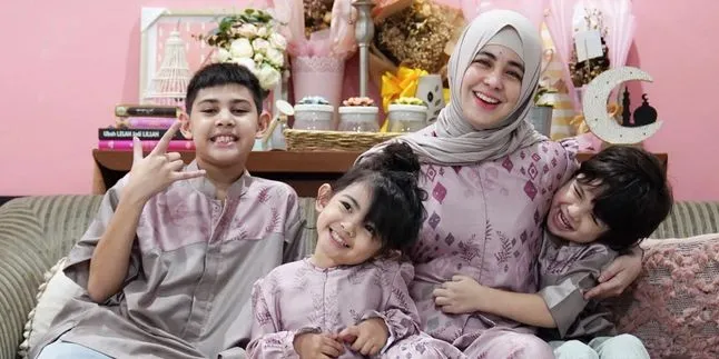 Menikmati Peran Sebagai Ibu, Risty Tagor Kaget Anaknya Sudah Dapat Surat Cinta