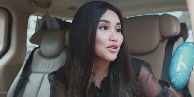 Jenguk Nikita Mirzani, Ayu Ting Ting: Doain Saya Dapat Suami Baik