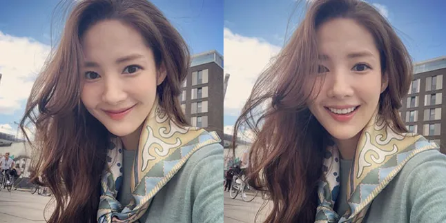 Menyapa Fans, Park Min Young Selfie Pamerkan Gaya Cantik & Mewah