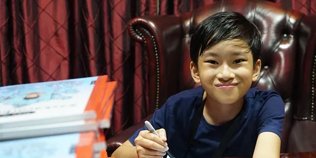 Menyentuh! Buku Azka Corbuzier Jadi Inspirasi Anak Broken Home
