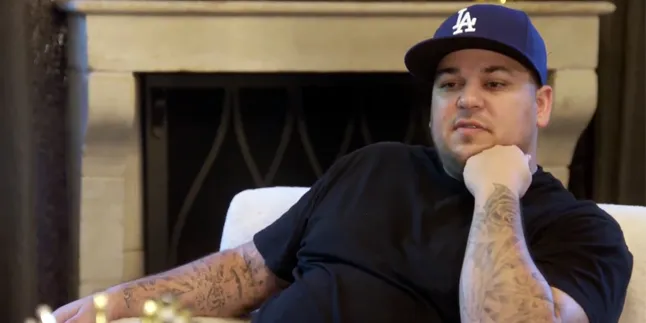 Menyesal, Rob Kardashian Malu Atas Sikapnya Pada Blac Chyna Menyesal, Rob Kardashian Malu Atas Sikapnya Pada Blac Chyna