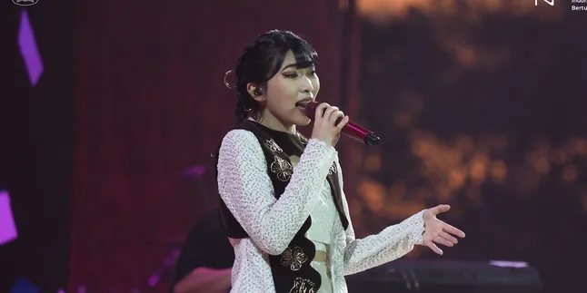 Merajut Asa Relevansi Seni dan Budaya dalam 'Indonesia Bertutur 2024', Dian Sastro hingga Isyana Sarasvati Turut Terlibat Merajut Asa Relevansi Seni dan Budaya dalam 'Indonesia Bertutur 2024', Dian Sastro hingga Isyana Sarasvati Turut Terlibat