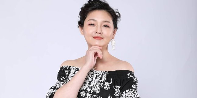 Feeling Barbie Hsu's Death as a Mystery, Former Mother-in-Law Flies to Japan to Investigate