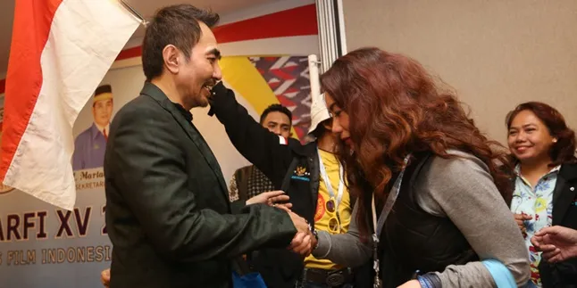 Merasa Tak Ada Yang Menyimpang, Reza Betah di Padepokan Aa Gatot Merasa Tak Ada Yang Menyimpang, Reza Betah di Padepokan Aa Gatot