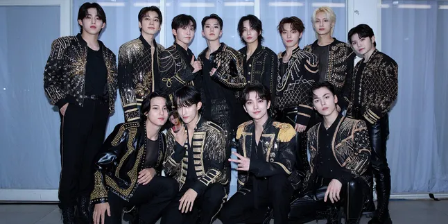 Meski Konser Diguyur Hujan, SEVENTEEN Ajak CARAT Basah-Basahan